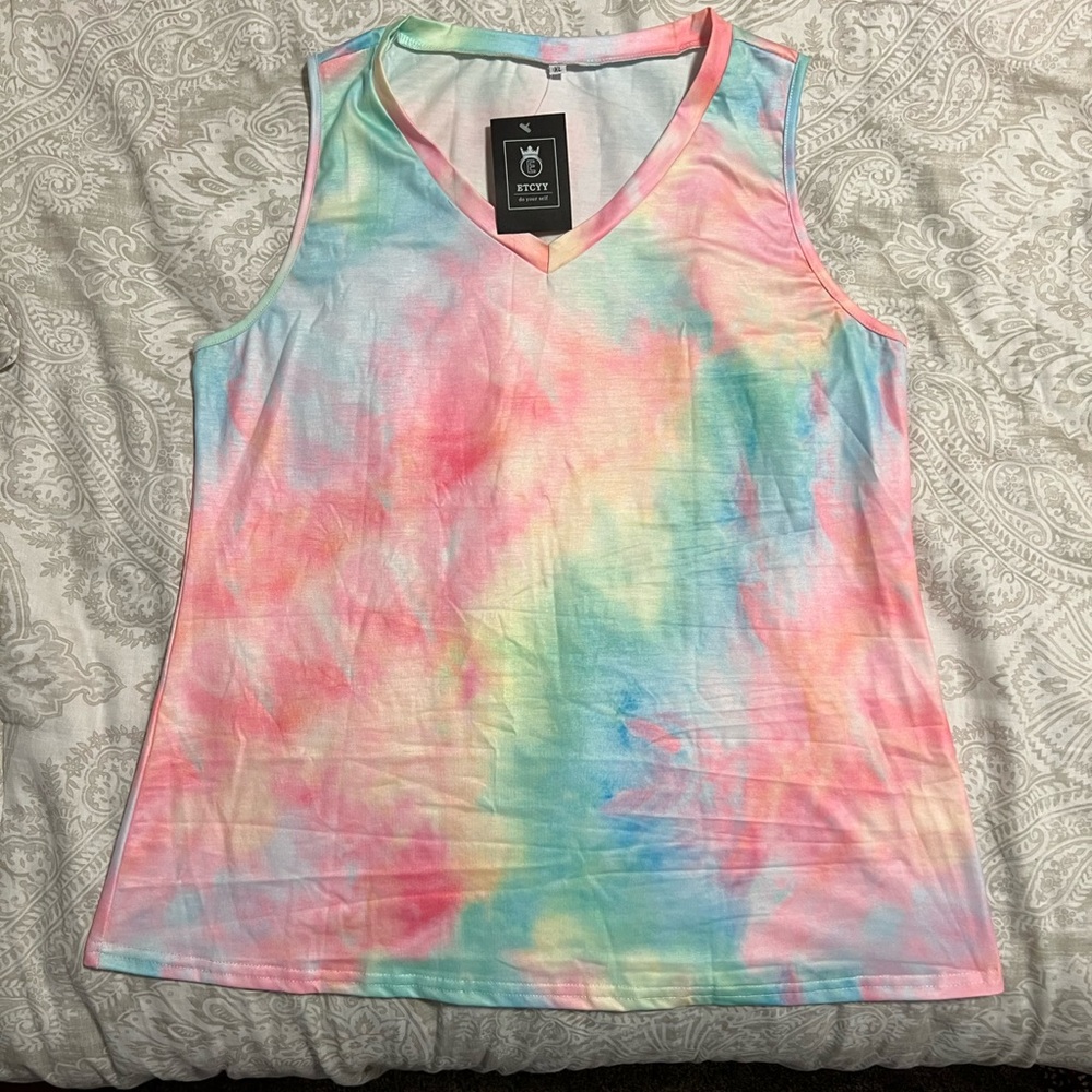 Tye Die Tank